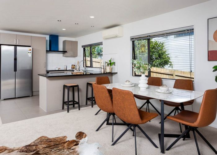  at 11B Hogans Road, Glenfield, North Shore City, Auckland