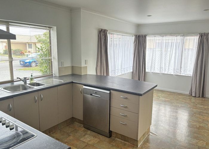  at 5 Blythfield Place, Taradale, Napier, Hawke's Bay