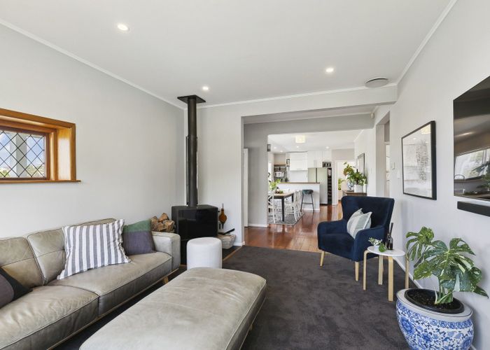  at 15 Omar Street, Khandallah, Wellington
