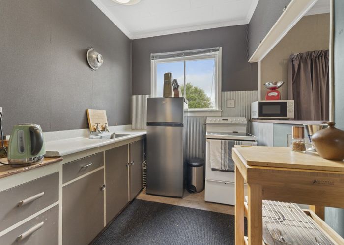  at 17 Carrickfergus Street, Waikawa, Tokanui