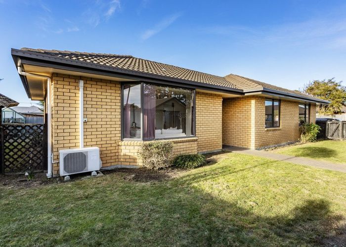  at 260F Breezes Road, Wainoni, Christchurch City, Canterbury