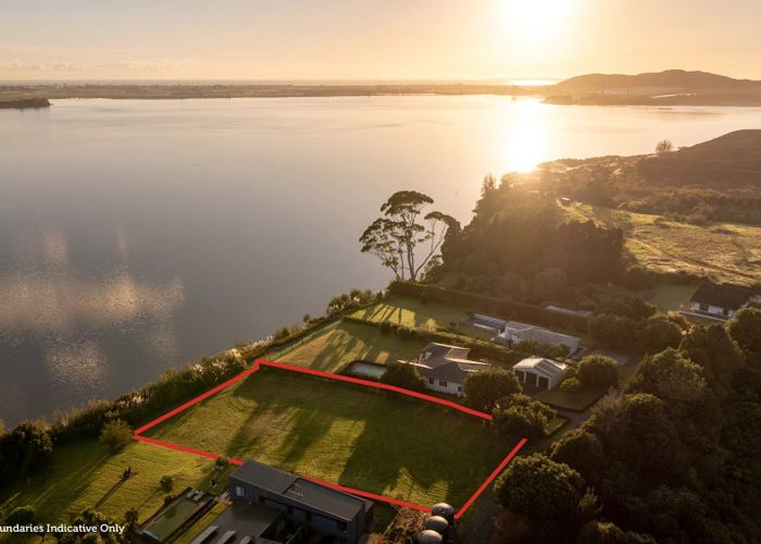  at 206 Ranginui Road, Welcome Bay, Tauranga, Bay Of Plenty