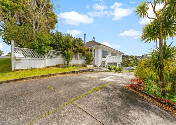 at 121 Stredwick Drive, Torbay, Auckland