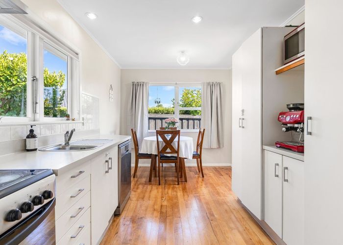  at 94 Tirimoana Road, Te Atatu South, Waitakere City, Auckland