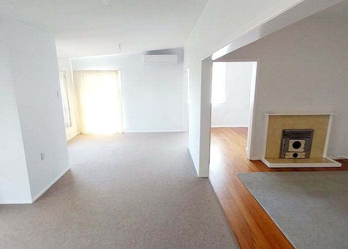  at 21 Hadfield Avenue, Waterview, Auckland City, Auckland