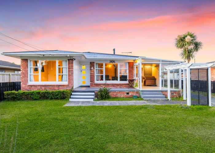  at 4 Short Street, Papakura, Papakura