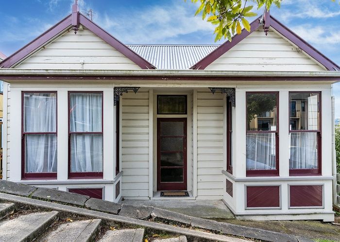  at 1 Haddon Place, Dunedin Central, Dunedin