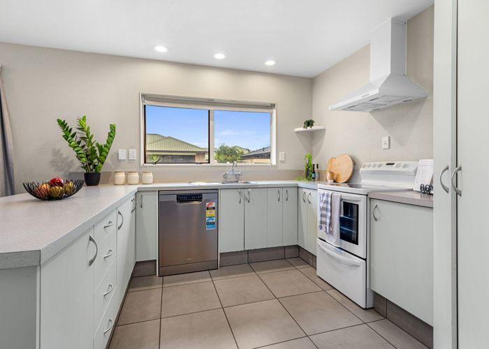  at 72 Evans Road, Papamoa, Tauranga, Bay Of Plenty
