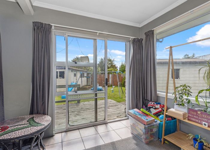  at 107 Oakhampton Street, Hornby, Christchurch City, Canterbury
