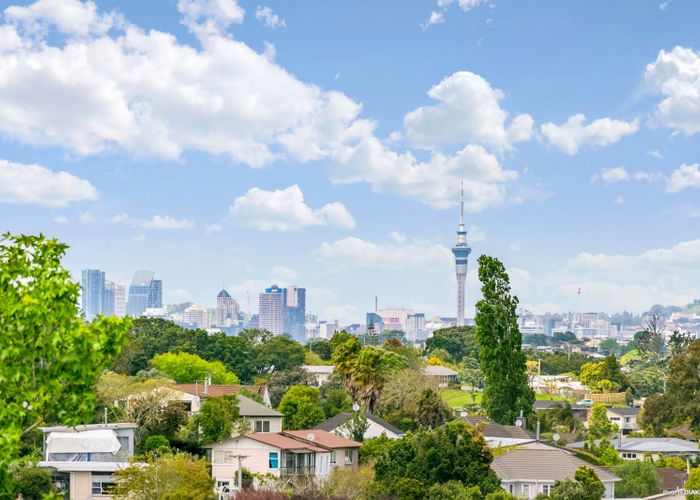  at 15B Glen Vista Place, Bayview, Auckland