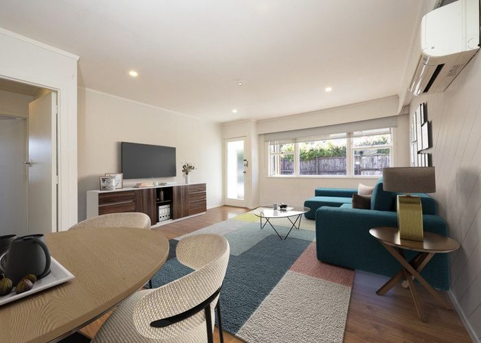  at 1/129 Penrose Road, Mount Wellington, Auckland