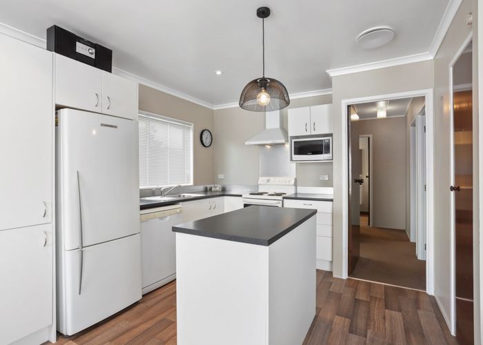 at 3/1 Frank Evans Place, Henderson, Auckland