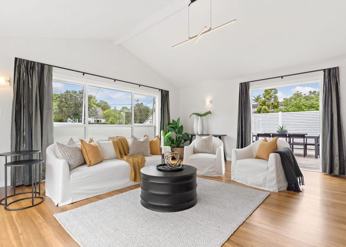  at 14 Chelmsford Avenue, Glendowie, Auckland City, Auckland