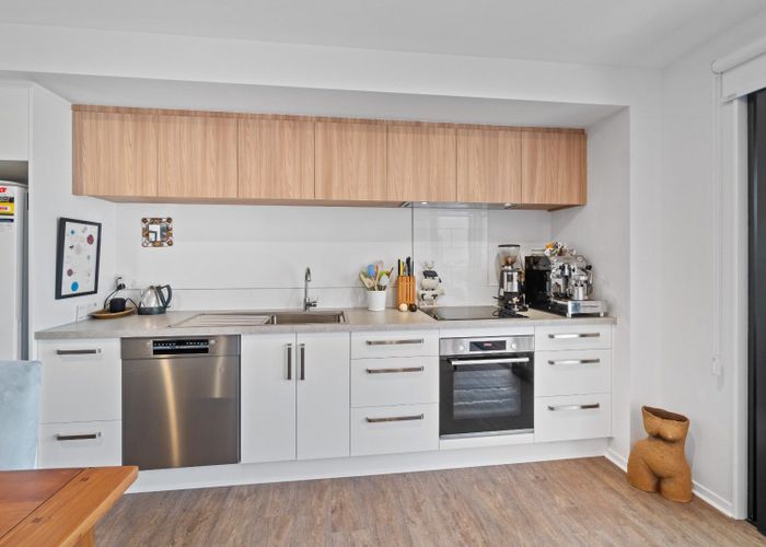  at 3/1 Hewitts Road, Merivale, Christchurch City, Canterbury