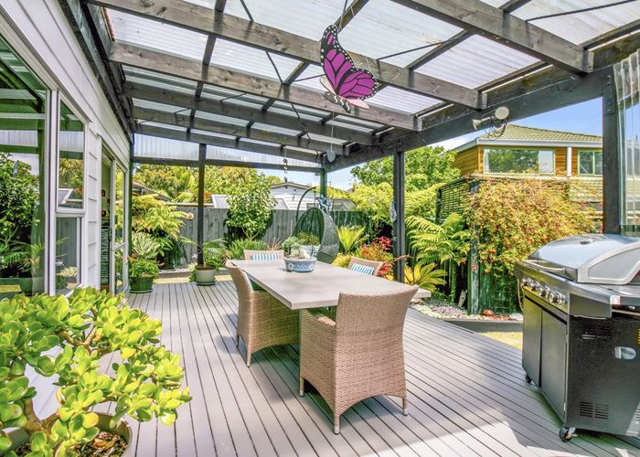  at 2 Titiwai Place, Birkenhead, Auckland