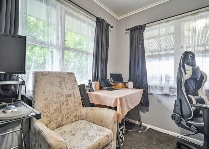  at 84 Folkestone Drive, Flaxmere, Hastings