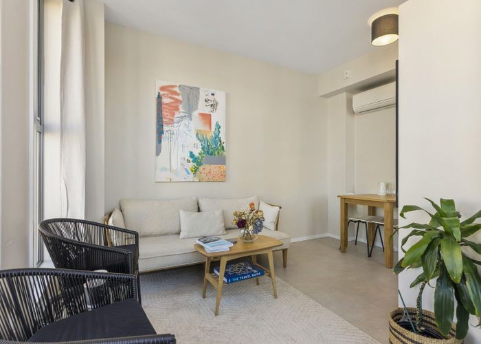 at 31 Karo Drive, Te Aro, Wellington, Wellington