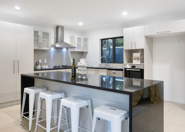  at 70  Tiverton Road, New Windsor, Auckland City, Auckland