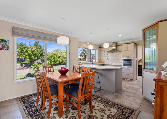  at 2 Aranui Drive, Papamoa Beach, Papamoa