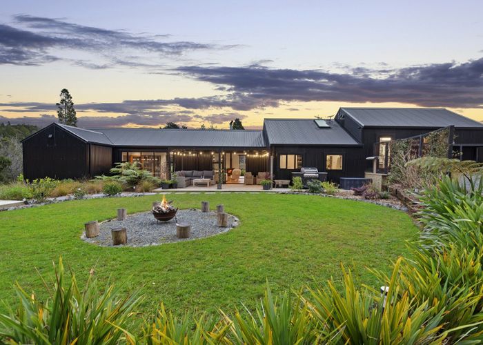  at 551 Krippner Road, Silverdale