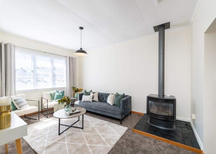  at 5 Mangaroa Hill Road, Clouston Park, Upper Hutt, Wellington