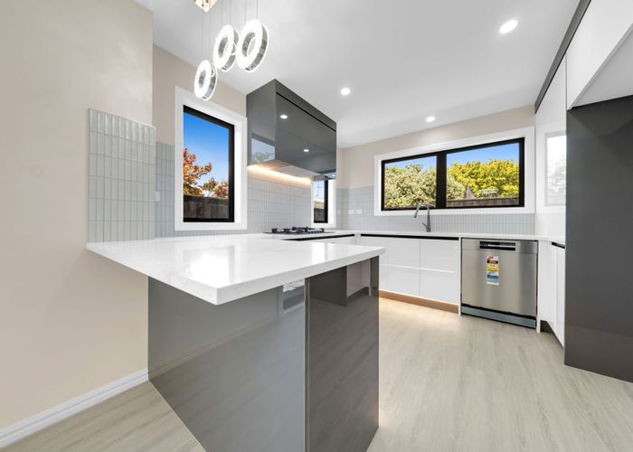  at 4/53 Hutchinsons Road, Bucklands Beach, Manukau City, Auckland