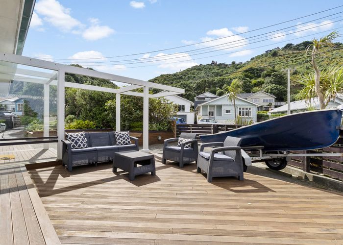  at 42 Brighton Street, Island Bay, Wellington