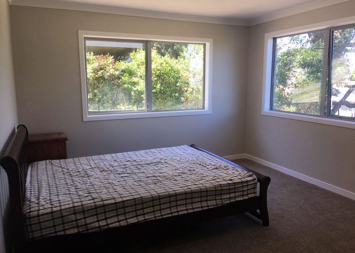  at 9 Prospect Terrace, Milford, North Shore City, Auckland