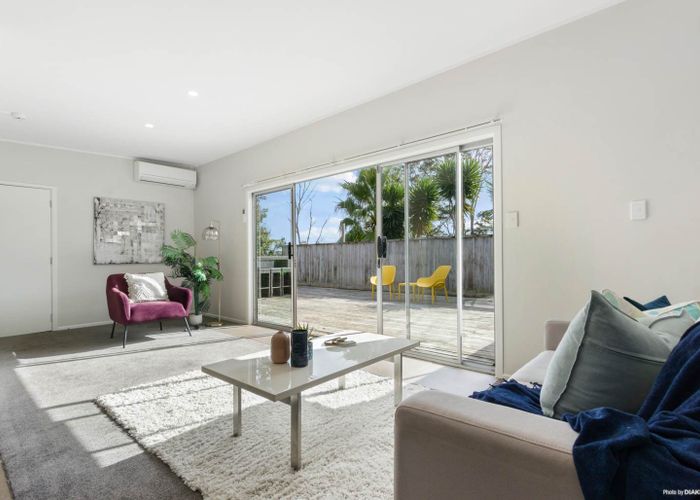  at A/135C Rosier Rd, Glen Eden, Waitakere City, Auckland