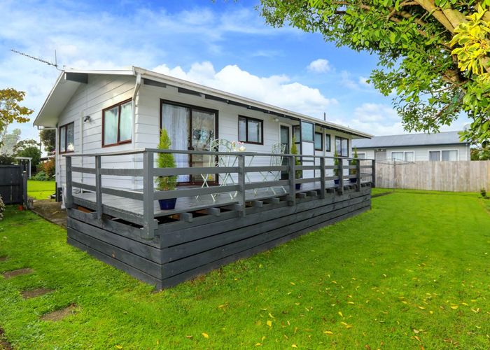  at 3/56 Henwood Road, Mangere East, Auckland