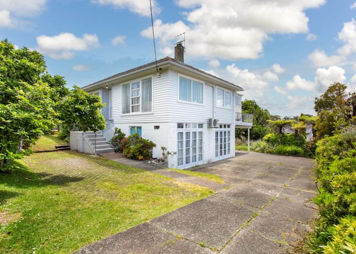 at 12 Aberdeen Road, Campbells Bay, Auckland