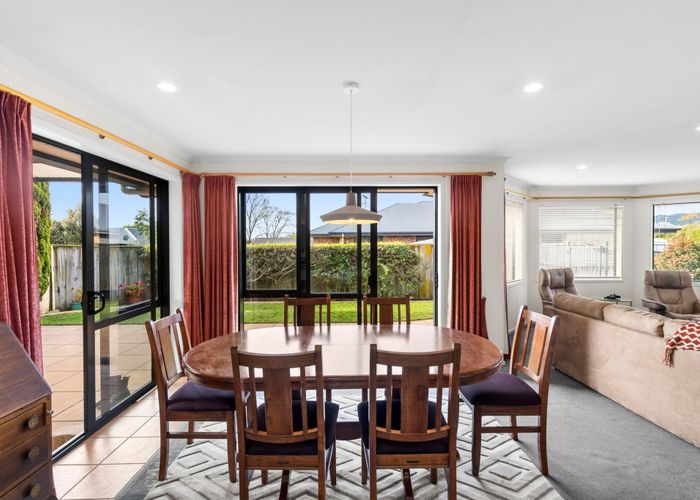  at 41 Lord Rutherford Road North, Brightwater