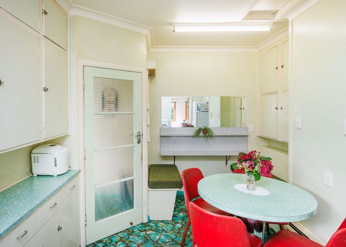  at 6 Freyberg Street, Roslyn, Palmerston North