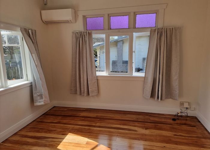  at 32 Lippiatt Road, Otahuhu, Auckland