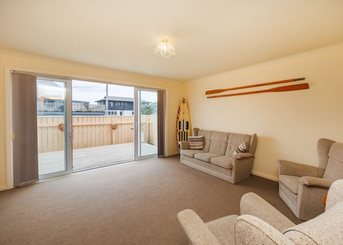  at 19 Marine Parade South, Foxton Beach, Foxton
