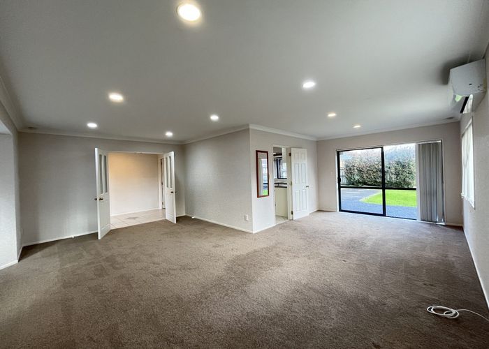  at 14 Brittas Place, East Tamaki, Auckland