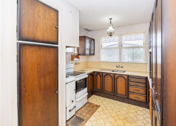  at 331 Peachgrove Road, Fairfield, Hamilton