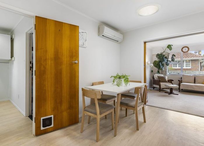  at 2/93 Symonds Street, Royal Oak, Auckland City, Auckland