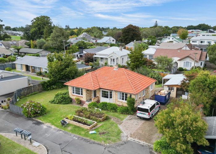  at 544 Grey Street, Hamilton East, Hamilton