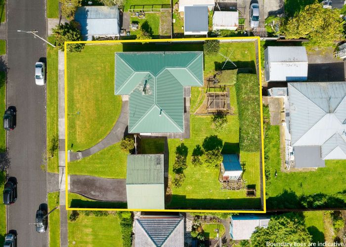  at 4 Blossom Lane, Manurewa, Manukau City, Auckland