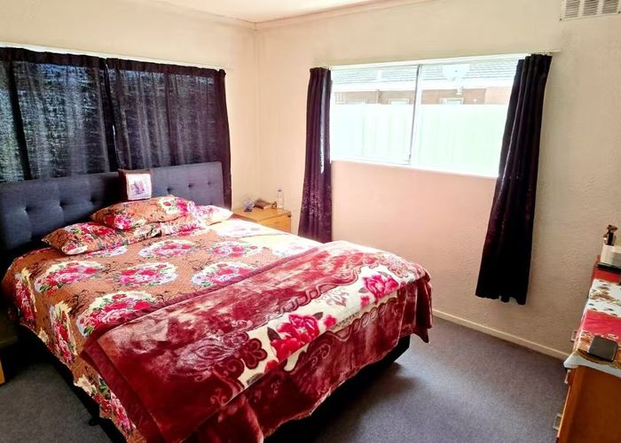  at 2/83 Huia Rd, Papatoetoe, Manukau City, Auckland