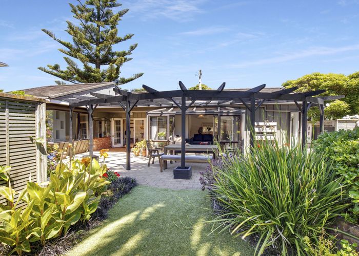  at 1A Arawa Street, Raumati Beach, Paraparaumu