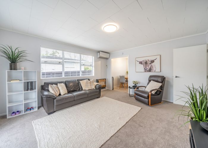  at 1/33 Roband Crescent, Brown Owl, Upper Hutt, Wellington