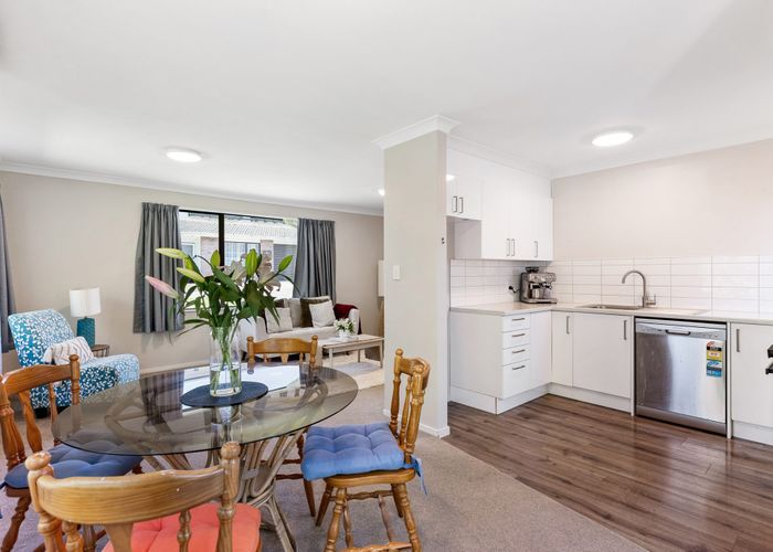  at 5/4 Stewart Drive, Newlands, Wellington, Wellington