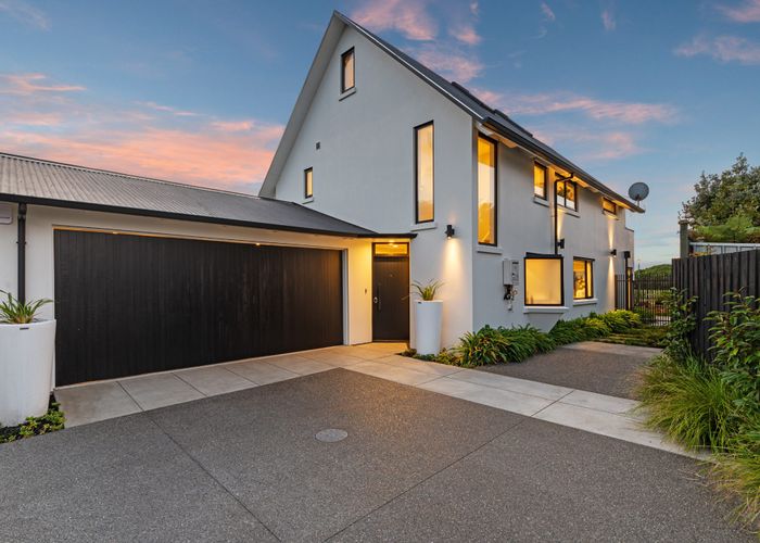  at 2/49 Aston Drive, Waimairi Beach, Christchurch
