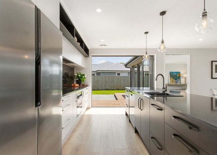  at 98 Leistrella Road, Hoon Hay, Christchurch