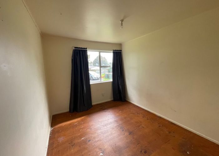  at 35 Beeston Crescent, Manurewa, Manukau City, Auckland