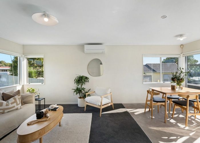  at 102 Borich Road, Sunnyvale, Waitakere City, Auckland