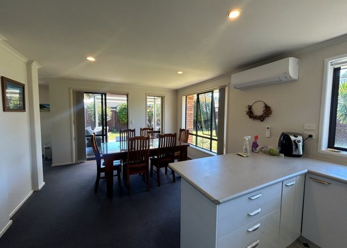  at 25 Parkwood Place, Papamoa Beach, Tauranga, Bay Of Plenty