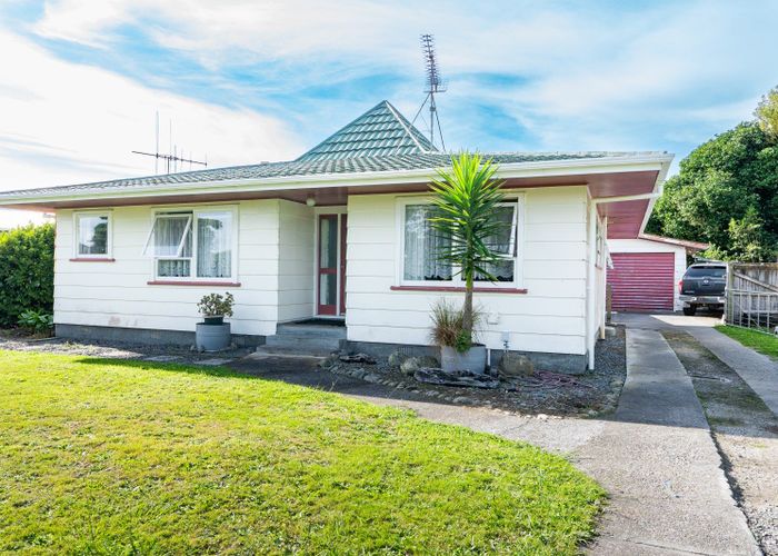  at 88 Atkinson Avenue, Otaki Beach, Kapiti Coast, Wellington
